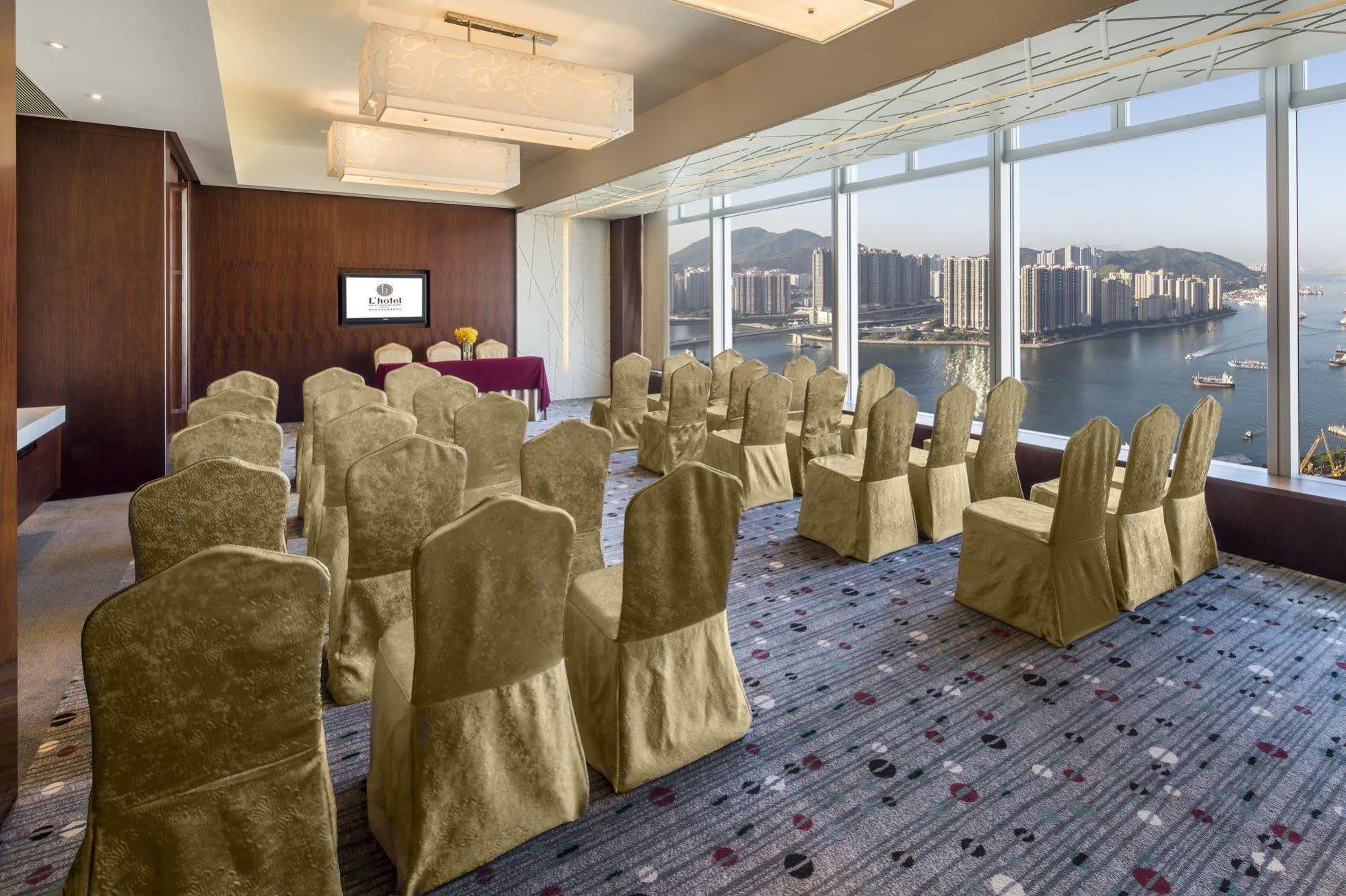 Hotel Nina Tsuen Wan West