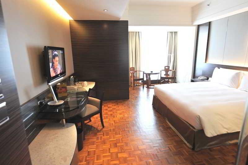 Nina Tsuen Wan West 香港